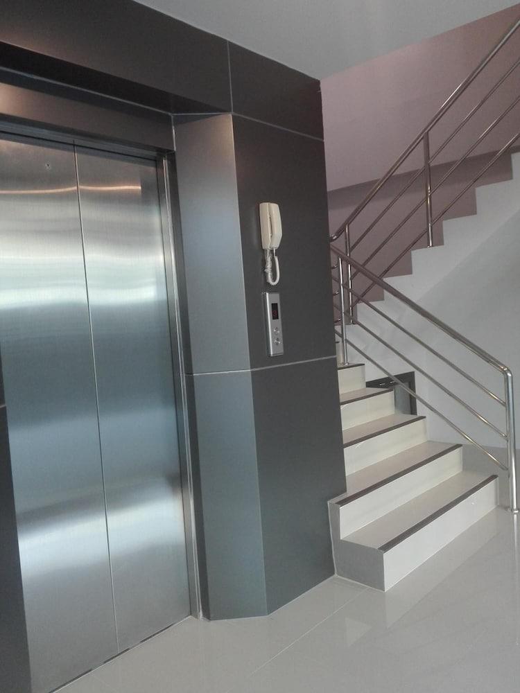 Aparthotel Ud House Udon Thani Exterior foto